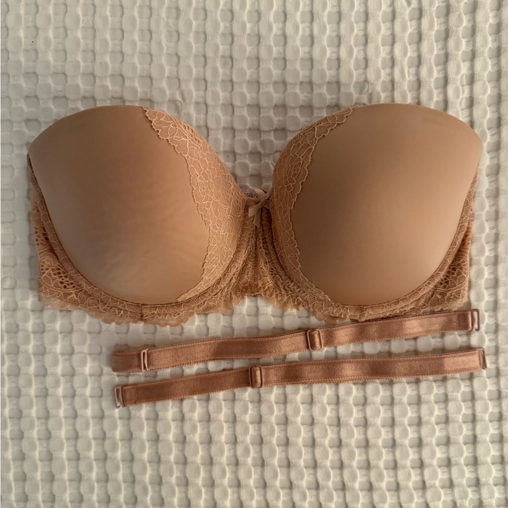 Victoria's Secret Tan Seamless Contour Bra with Removable Straps